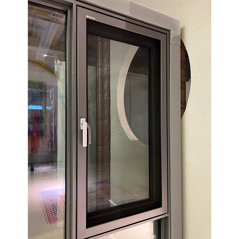 F106 Integrated Screen Outward Casement Window