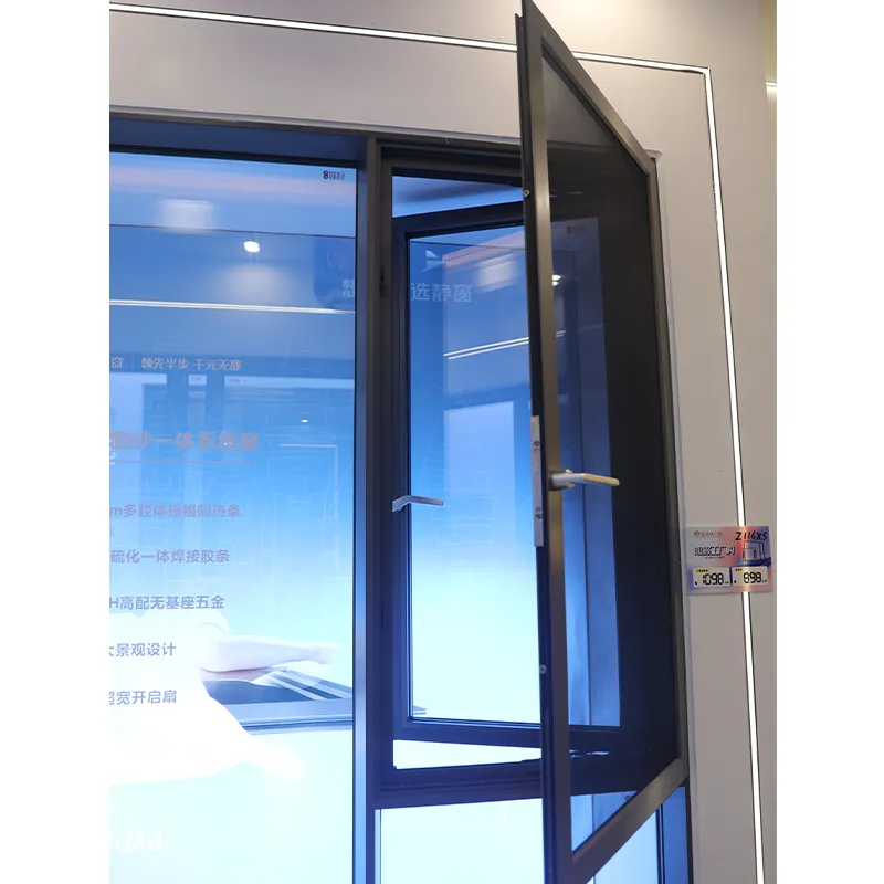 Z116XS Integrated Screen Outward Casement Window